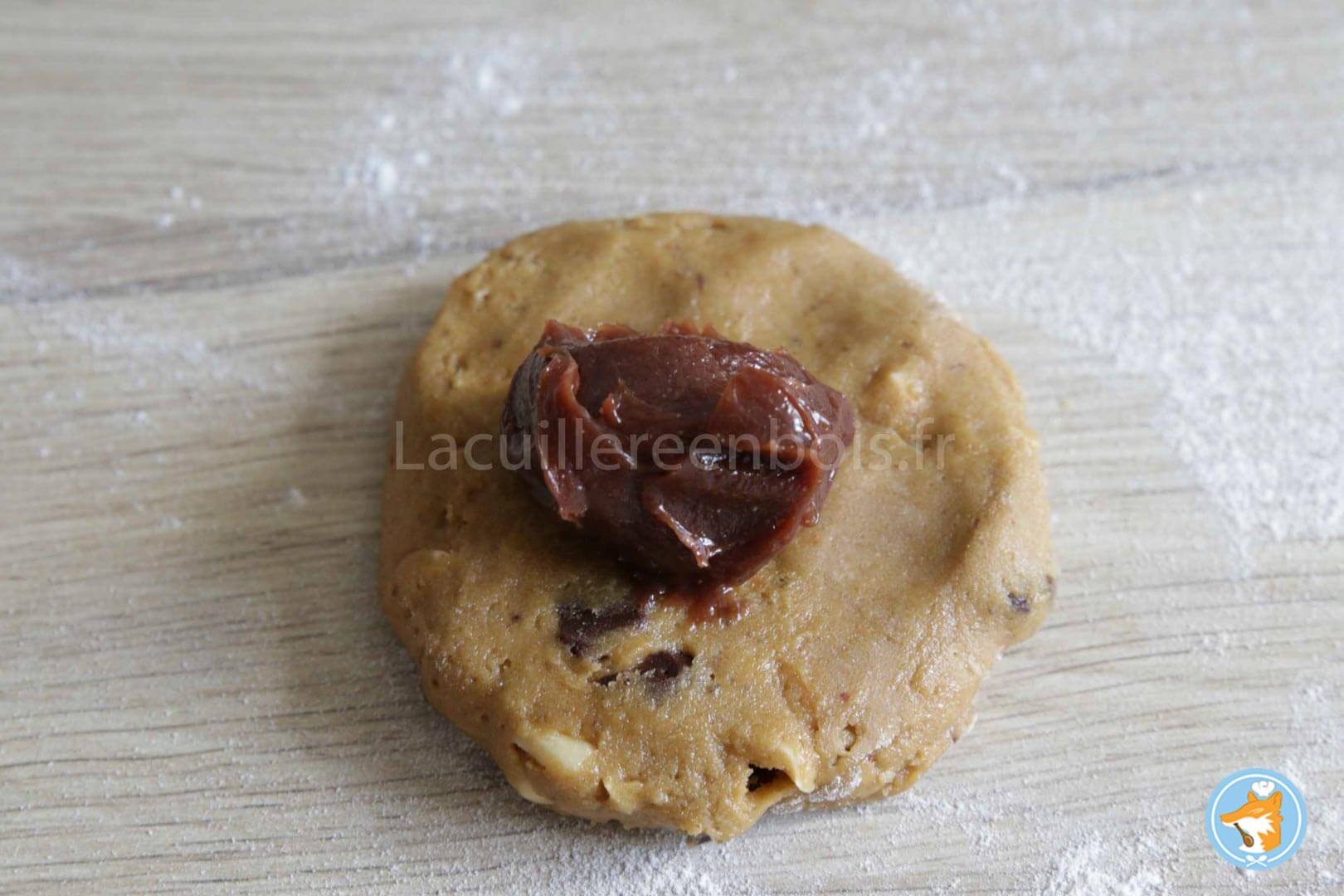 incroyable technique pour fourrer du gianduja dans un cookie